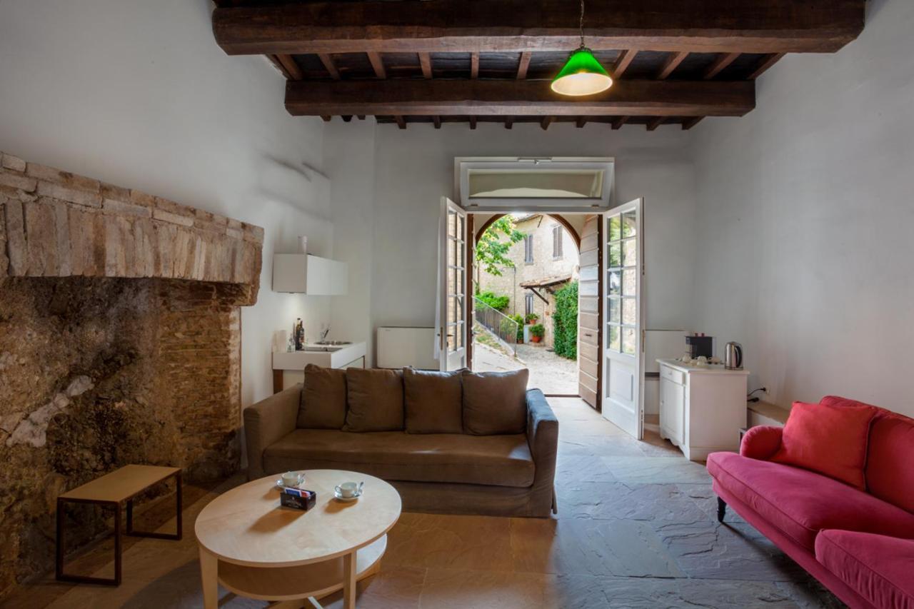 אפרטהוטל קאמפלו סול קליטונו Il Castello Di Campello מראה חיצוני תמונה